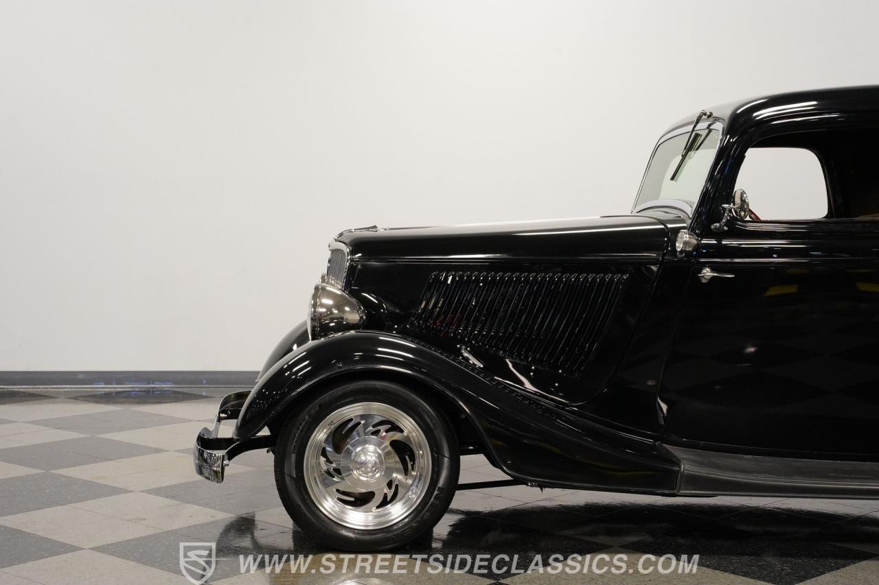 1934 Ford 3-Window Coupe