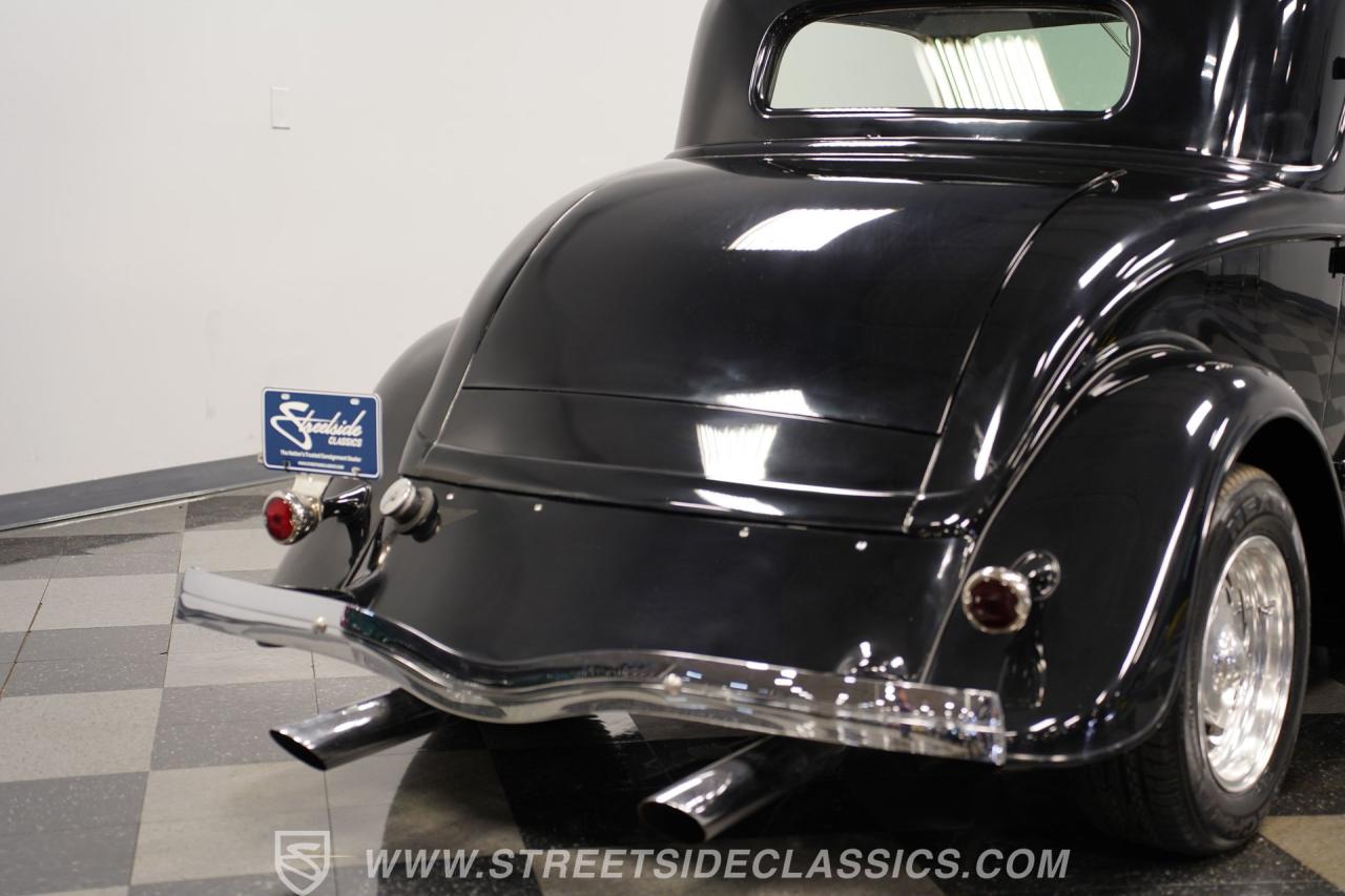 1934 Ford 3-Window Coupe