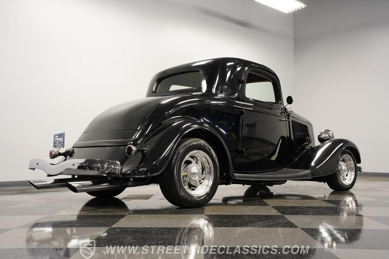 1934 Ford 3-Window Coupe