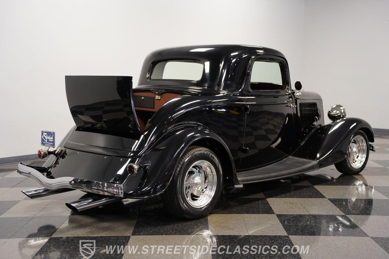 1934 Ford 3-Window Coupe