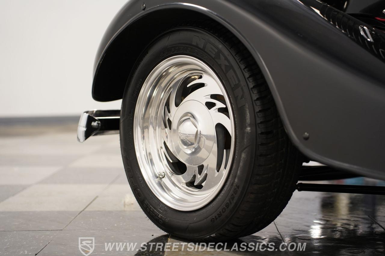 1934 Ford 3-Window Coupe