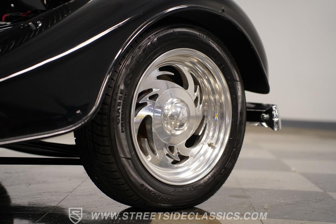 1934 Ford 3-Window Coupe