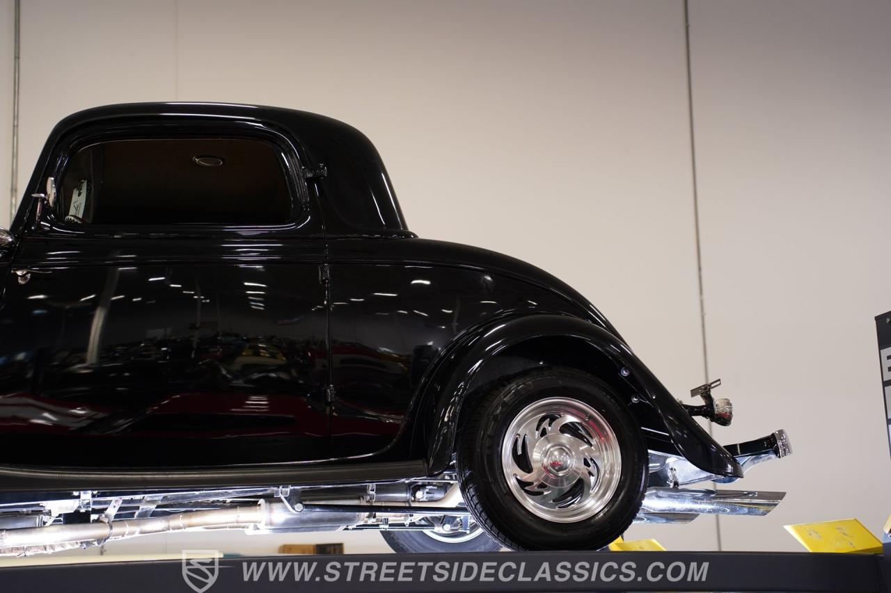 1934 Ford 3-Window Coupe