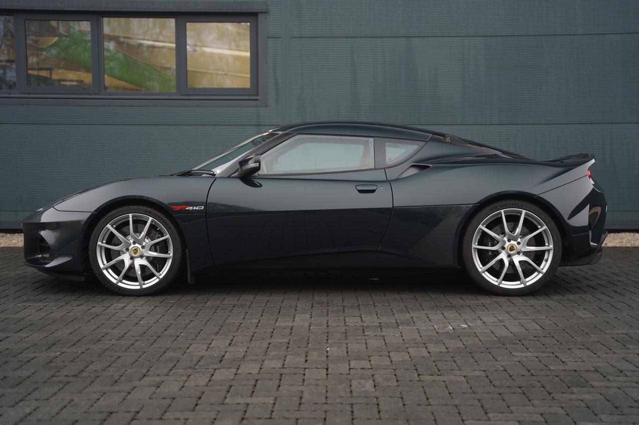 2021 Lotus Evora 