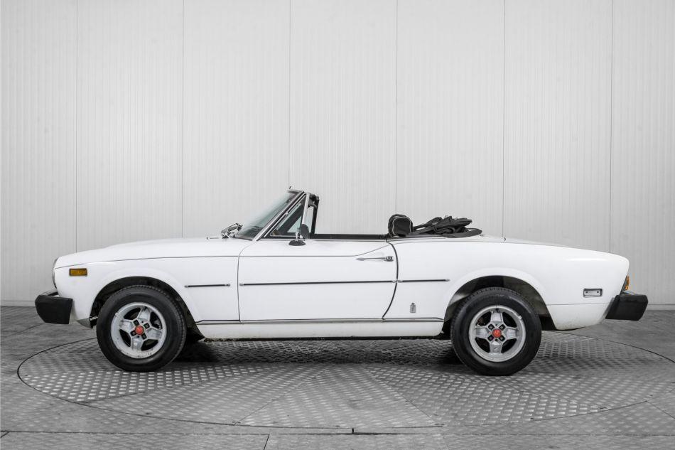 1977 Fiat 124 Spider
