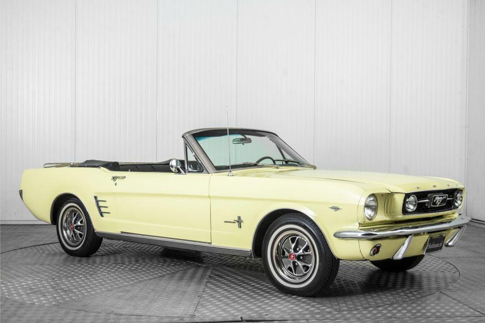 1965 Ford Mustang