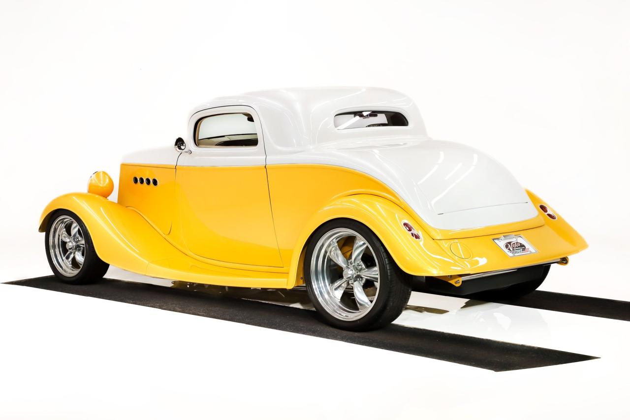 1933 Ford 3 Window Coupe