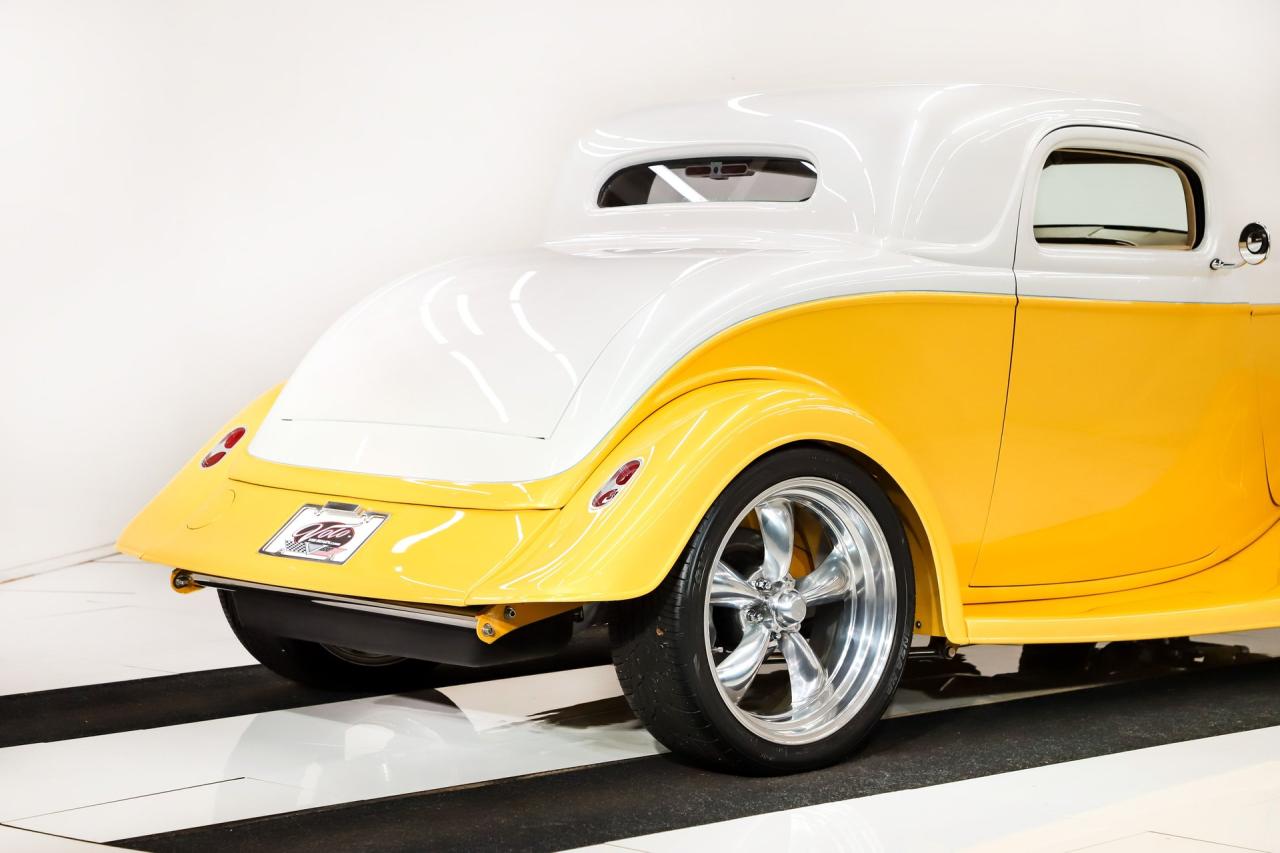 1933 Ford 3 Window Coupe