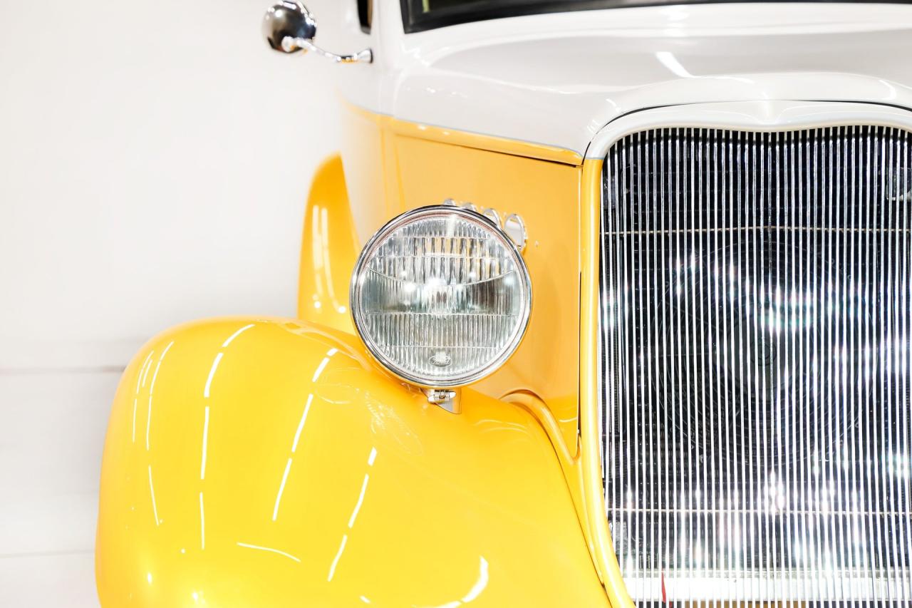 1933 Ford 3 Window Coupe