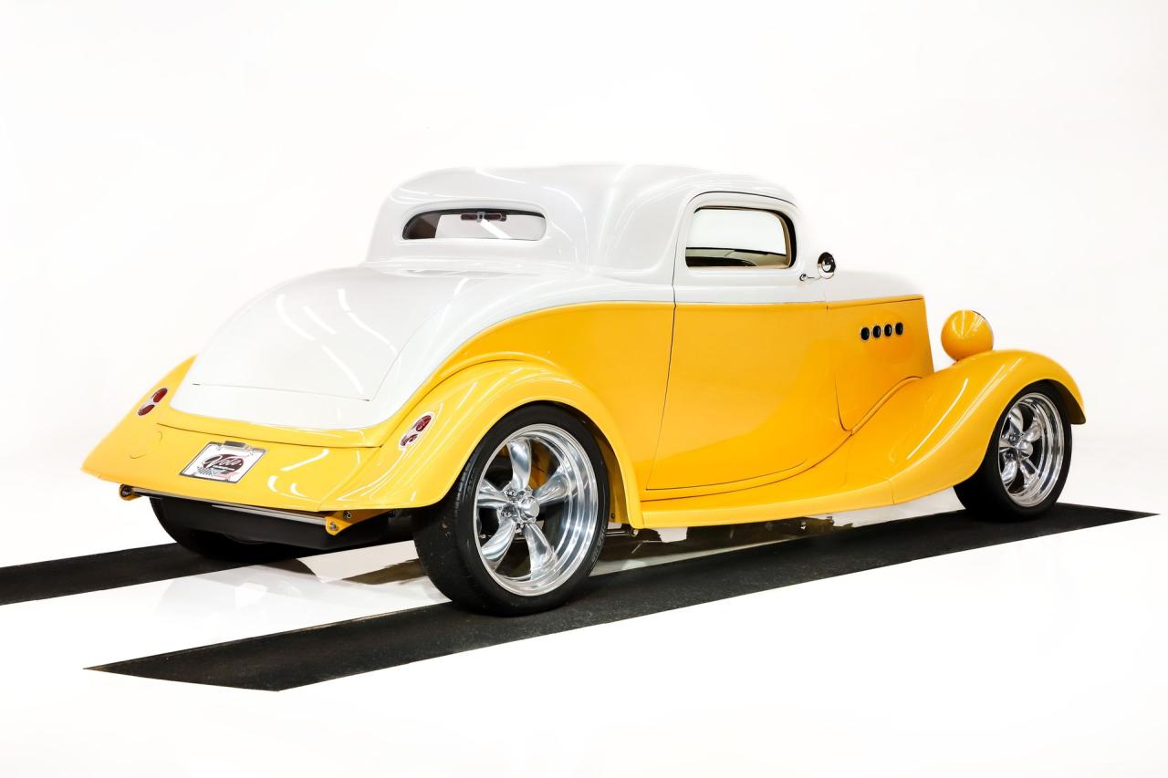 1933 Ford 3 Window Coupe