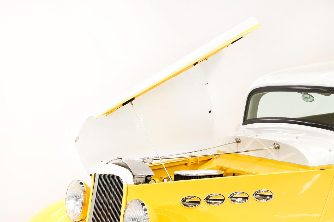 1933 Ford 3 Window Coupe