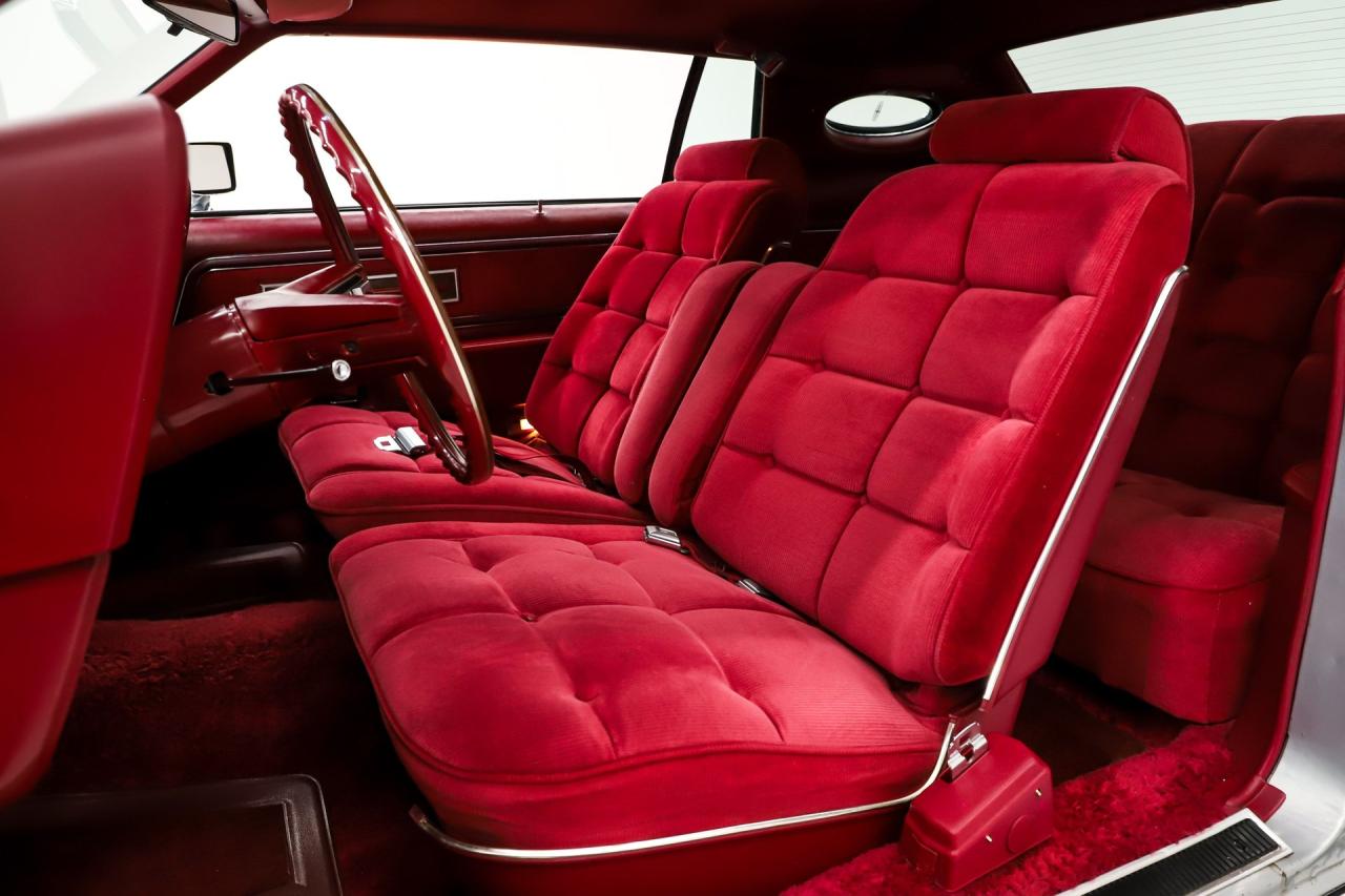 1973 Lincoln Continental MK IV Silver Luxury