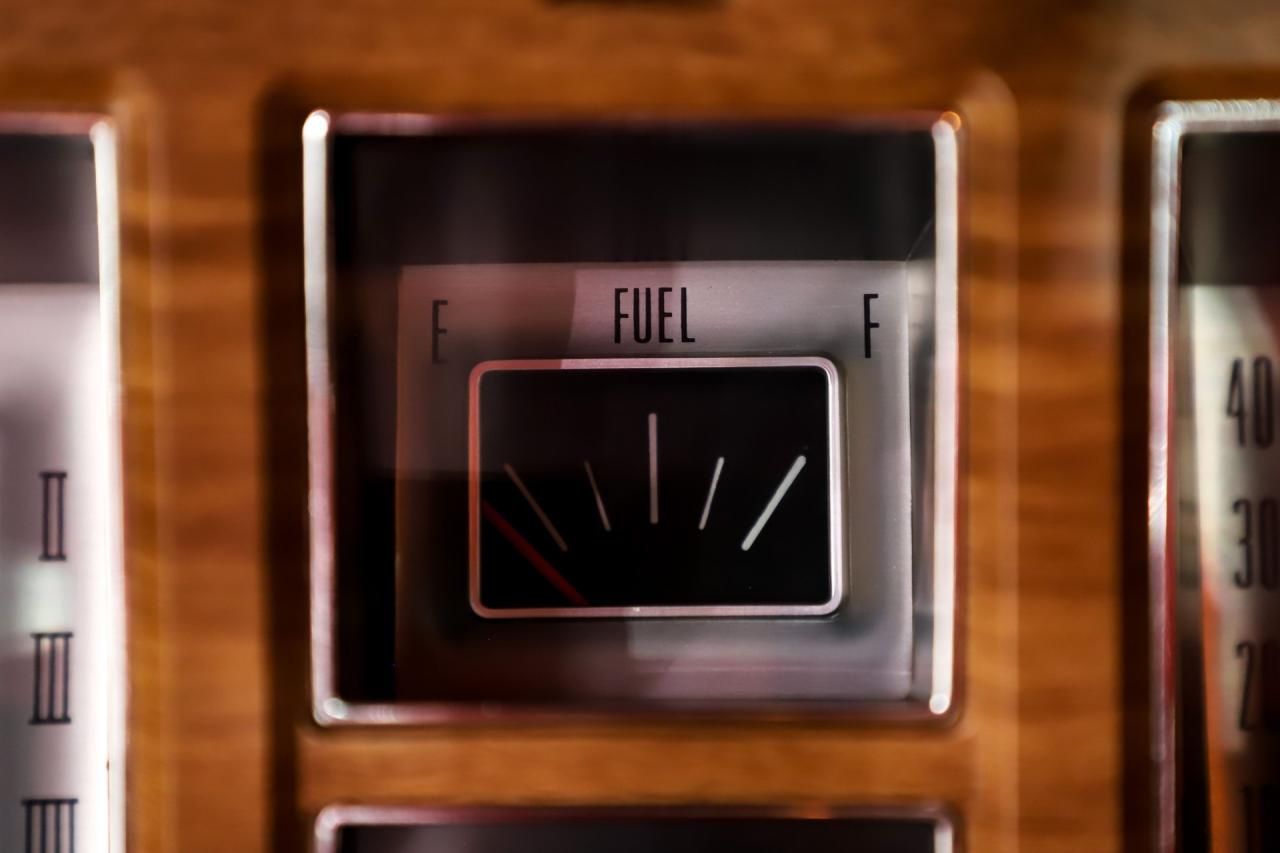 1973 Lincoln Continental MK IV Silver Luxury