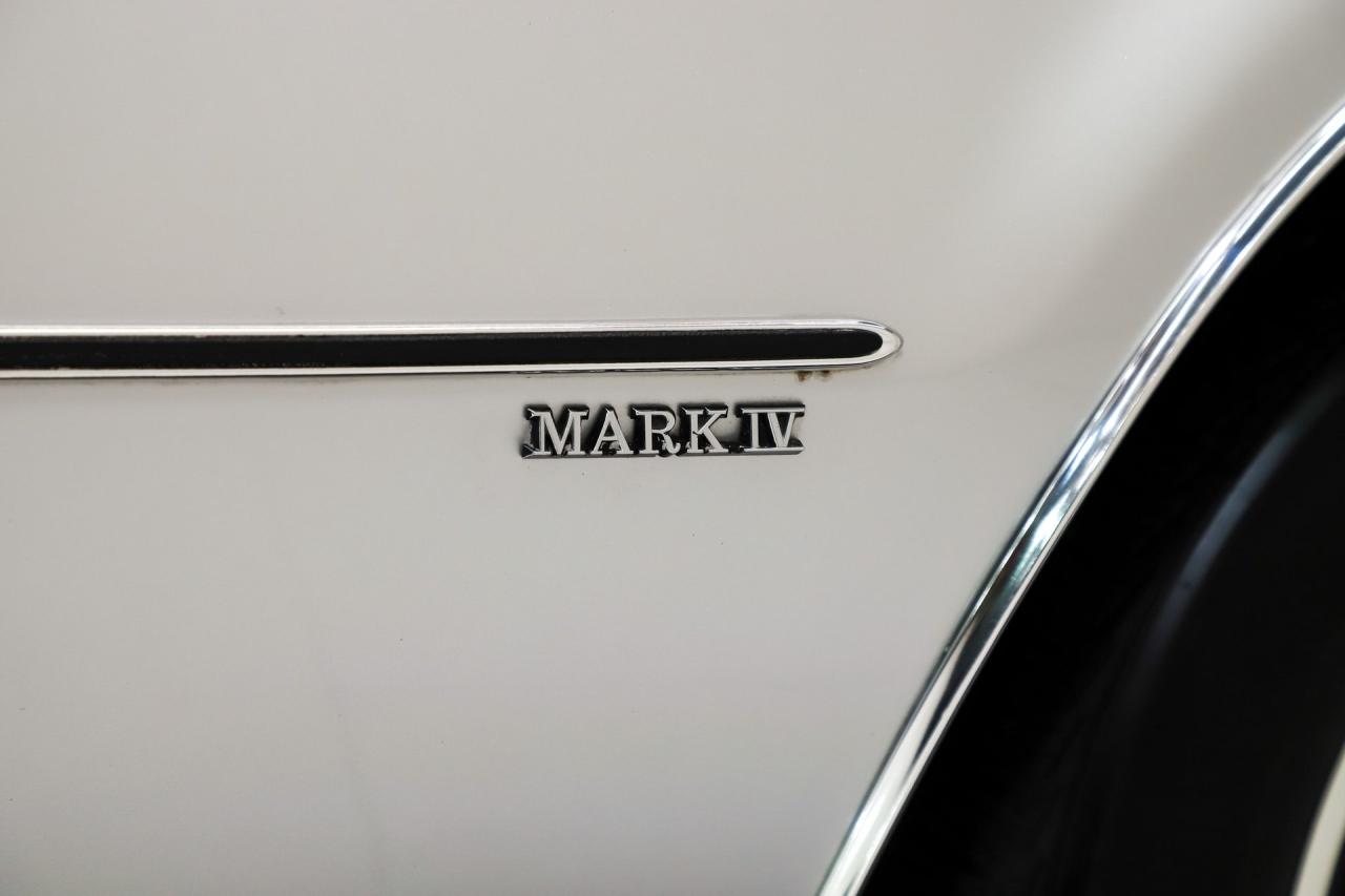 1973 Lincoln Continental MK IV Silver Luxury