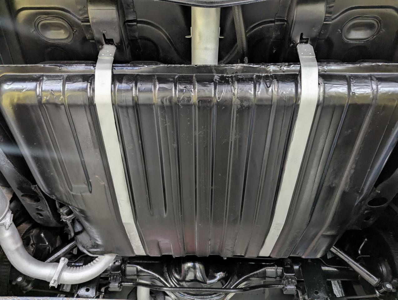 1973 Lincoln Continental MK IV Silver Luxury