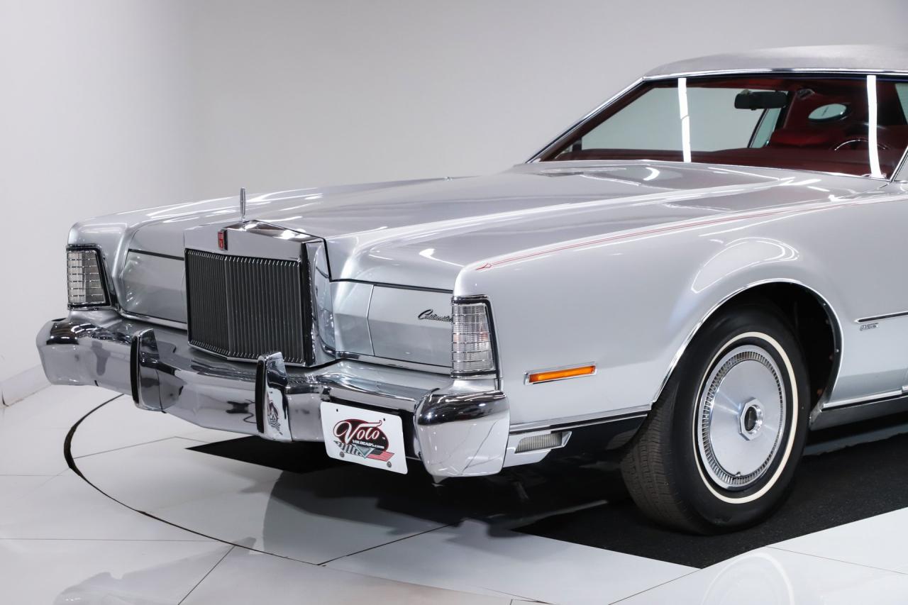 1973 Lincoln Continental MK IV Silver Luxury