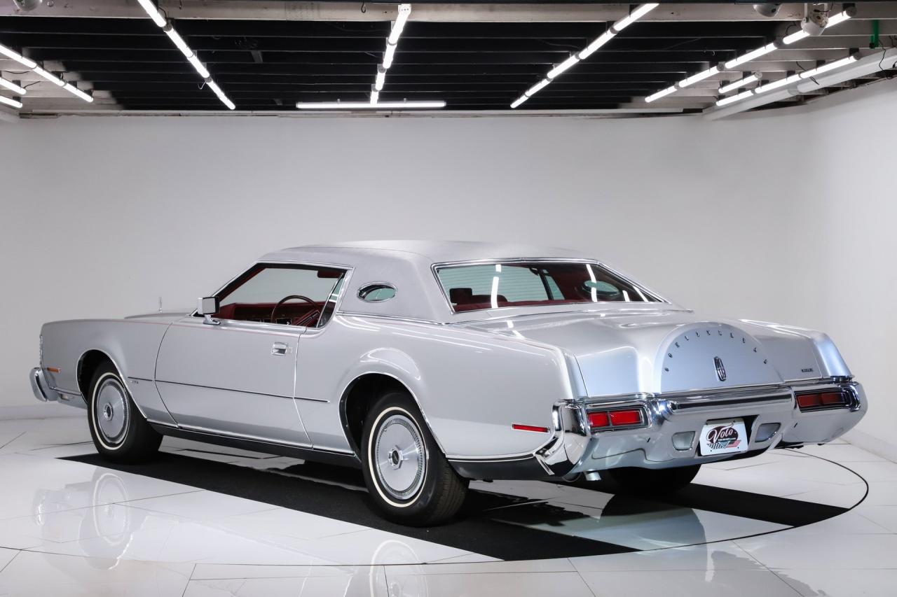 1973 Lincoln Continental MK IV Silver Luxury