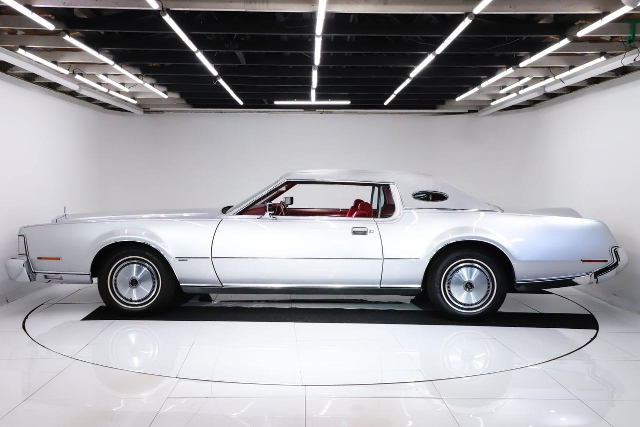 1973 Lincoln Continental MK IV Silver Luxury