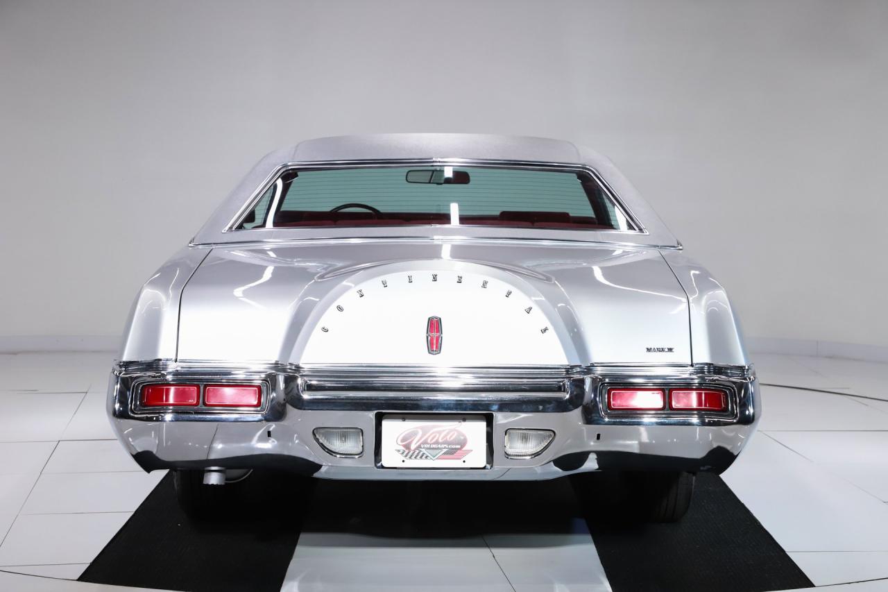 1973 Lincoln Continental MK IV Silver Luxury