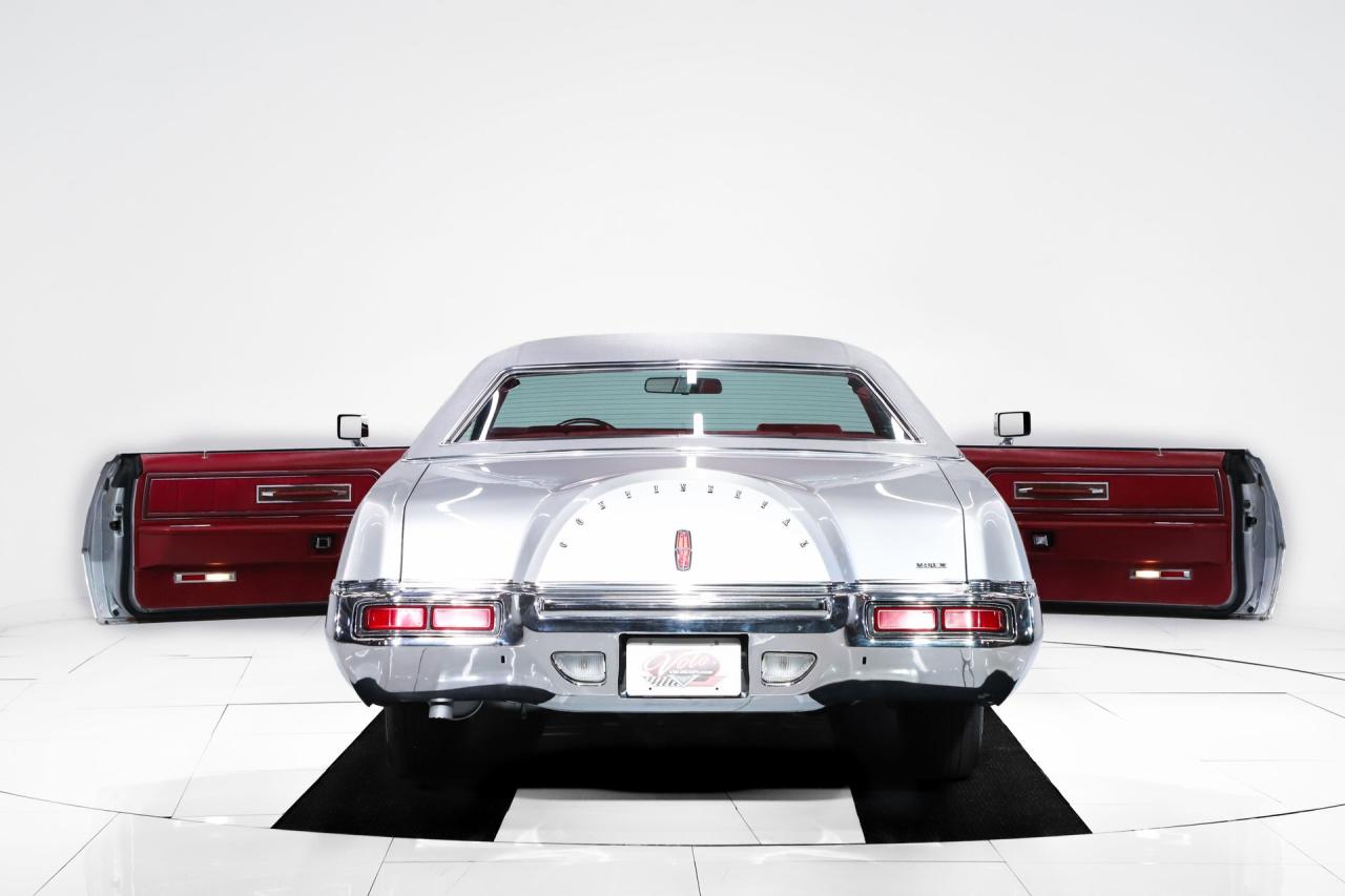 1973 Lincoln Continental MK IV Silver Luxury