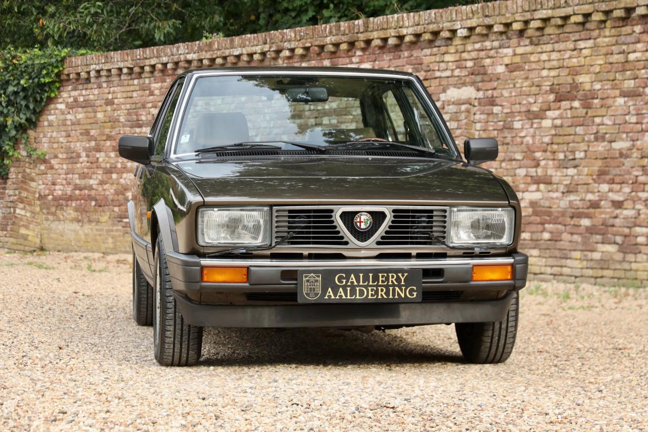 1984 Alfa Romeo Alfetta 2.0 &ldquo;51.000 kilometers&rdquo;