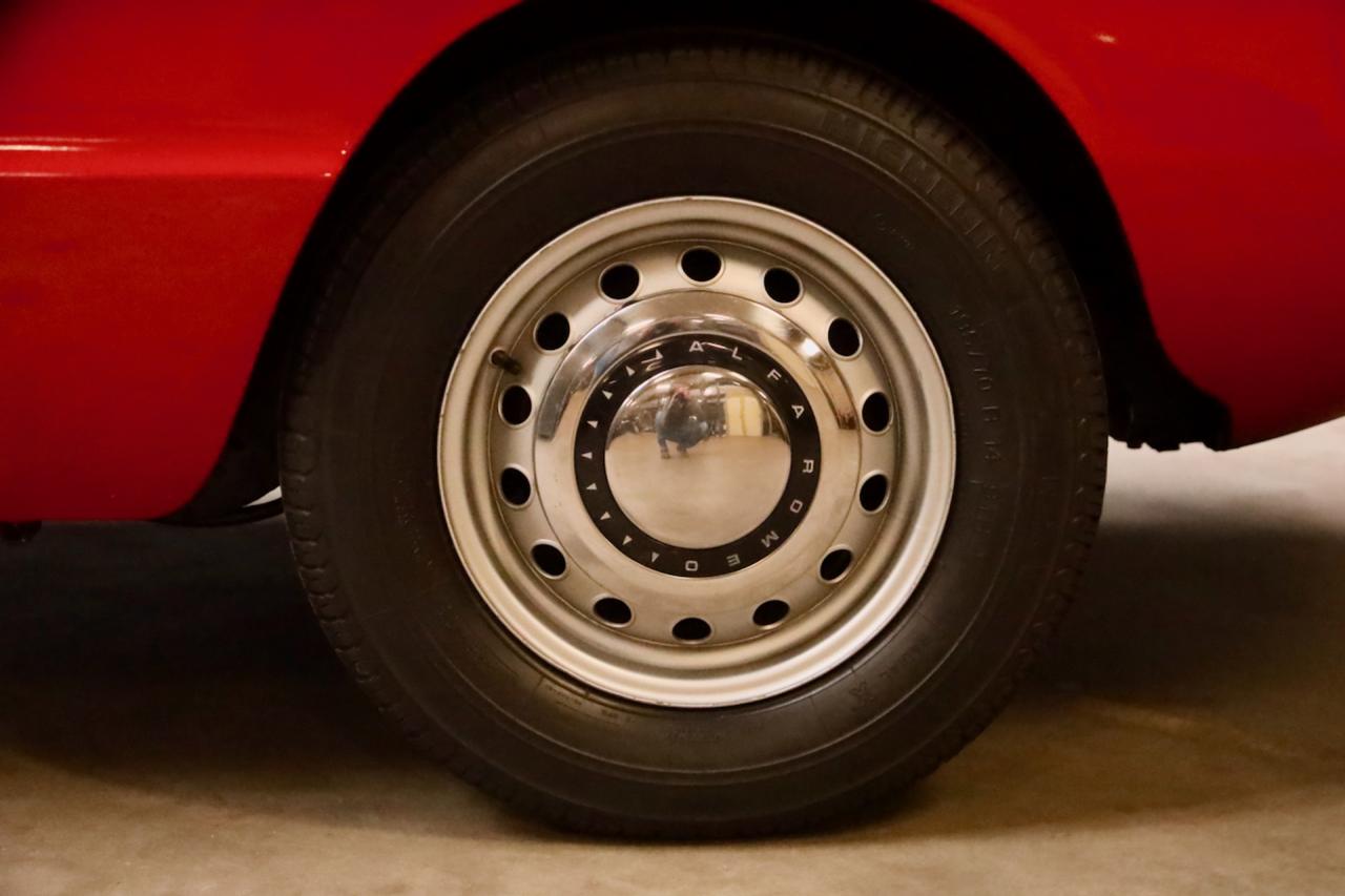 1982 Alfa Romeo 2000 Spider Veloce Trade-in-car