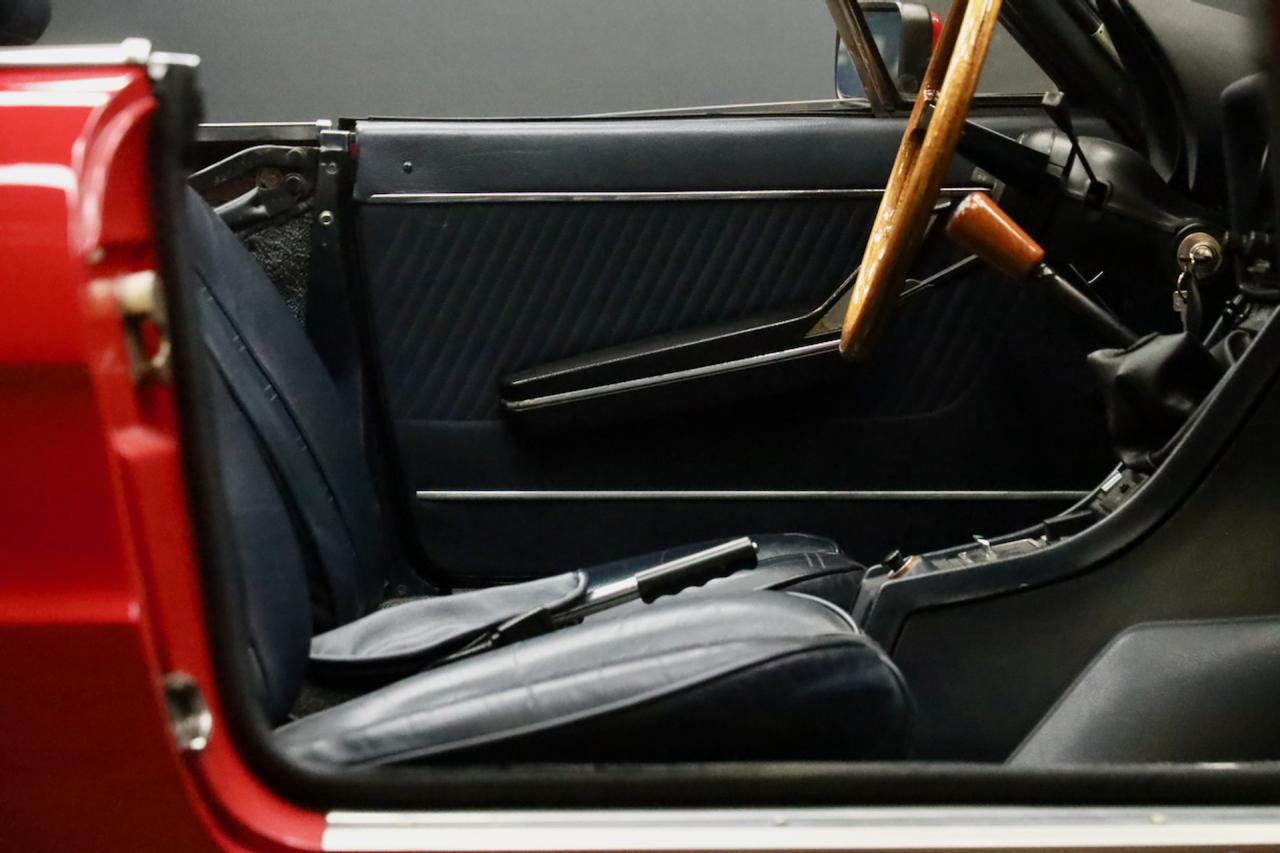 1982 Alfa Romeo 2000 Spider Veloce Trade-in-car