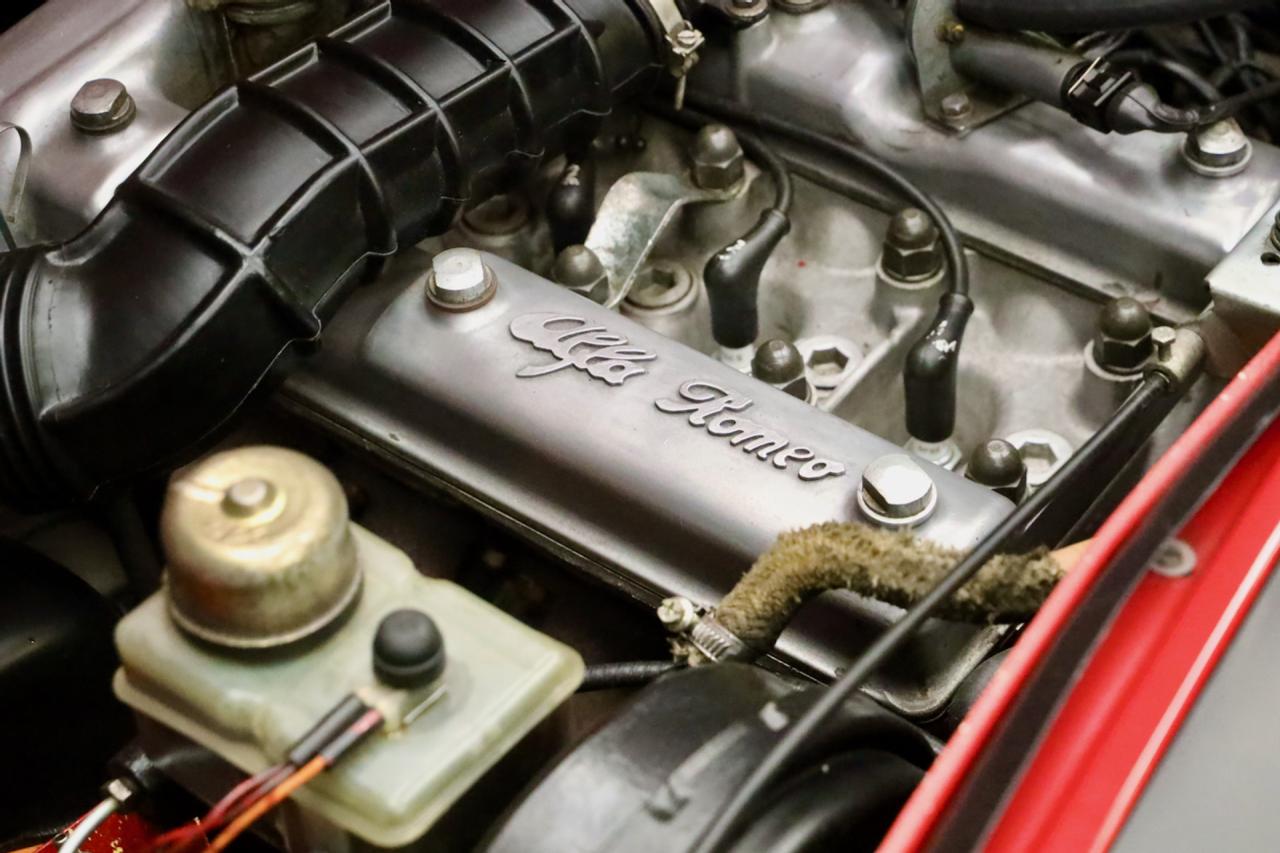 1982 Alfa Romeo 2000 Spider Veloce Trade-in-car