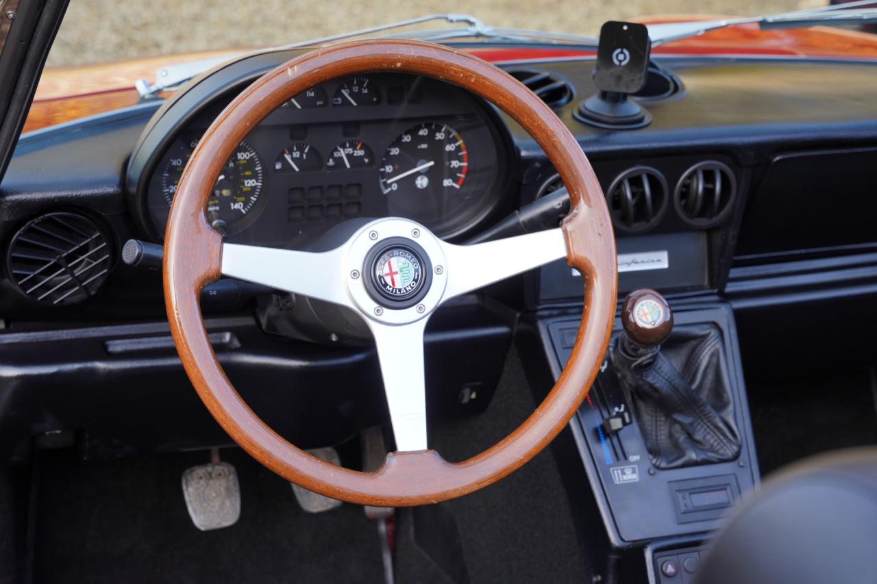 1988 Alfa Romeo Spider 2.0 Graduate