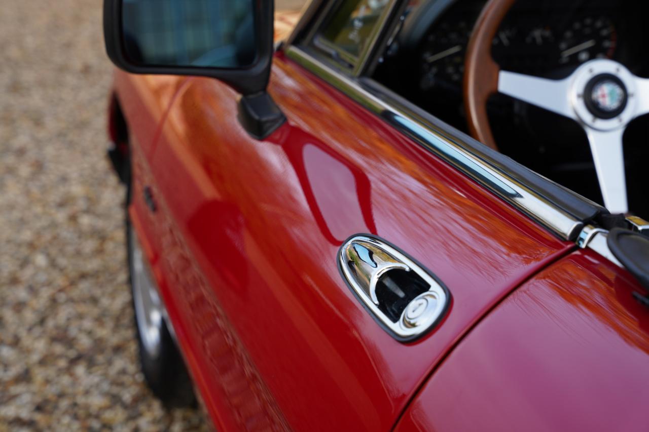 1988 Alfa Romeo Spider 2.0 Graduate