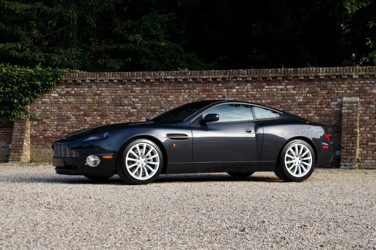 2003 Aston Martin Vanquish 5.9 V12 &ldquo;11.800 Miles&rdquo;