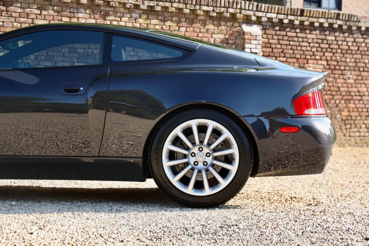 2003 Aston Martin Vanquish 5.9 V12 &ldquo;11.800 Miles&rdquo;