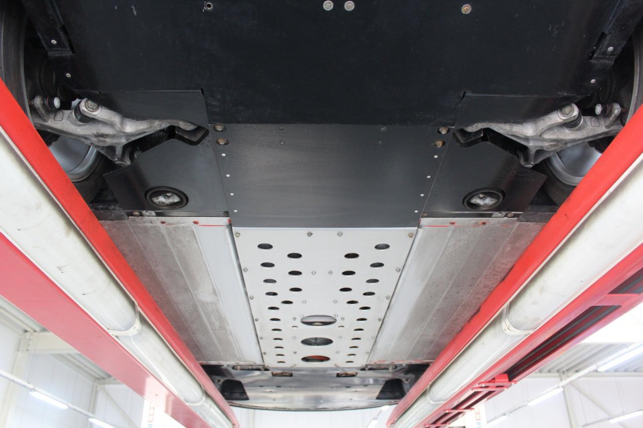 2002 Aston Martin V12 Vanquish &ldquo;Low mileage&rdquo;