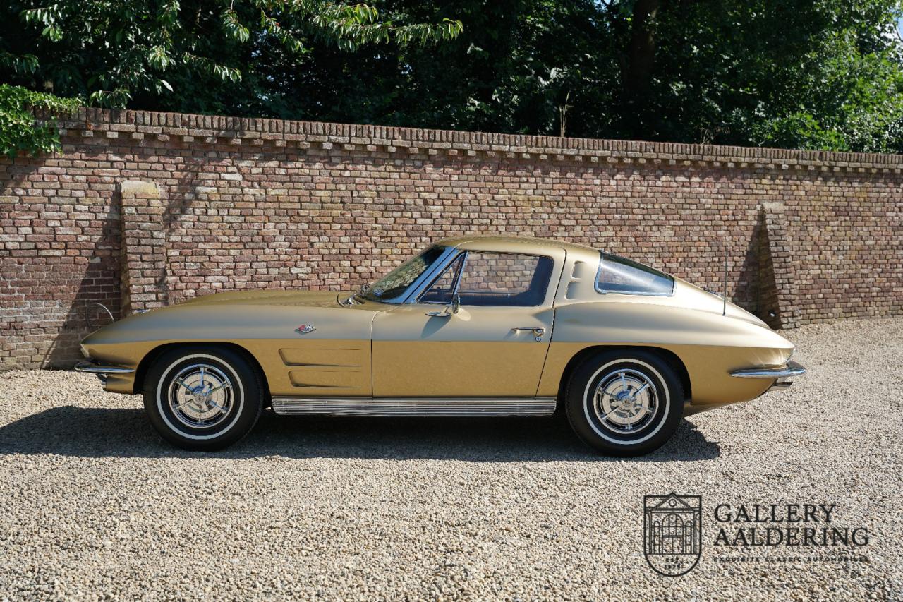 1963 Corvette C2 Sting Ray Split Window