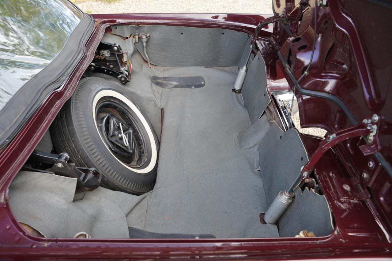 1960 Ford Thunderbird Convertible V8 352 ci