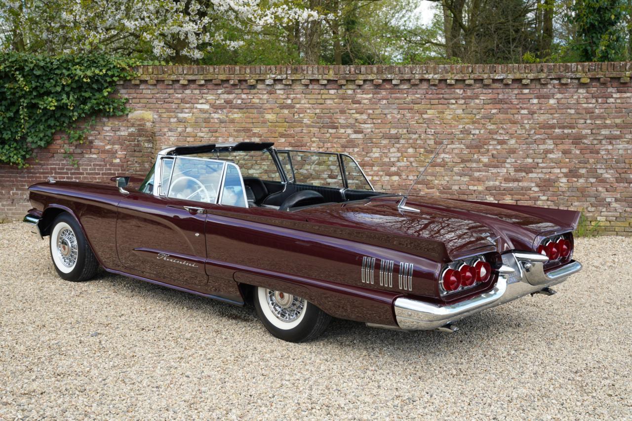 1960 Ford Thunderbird Convertible V8 352 ci