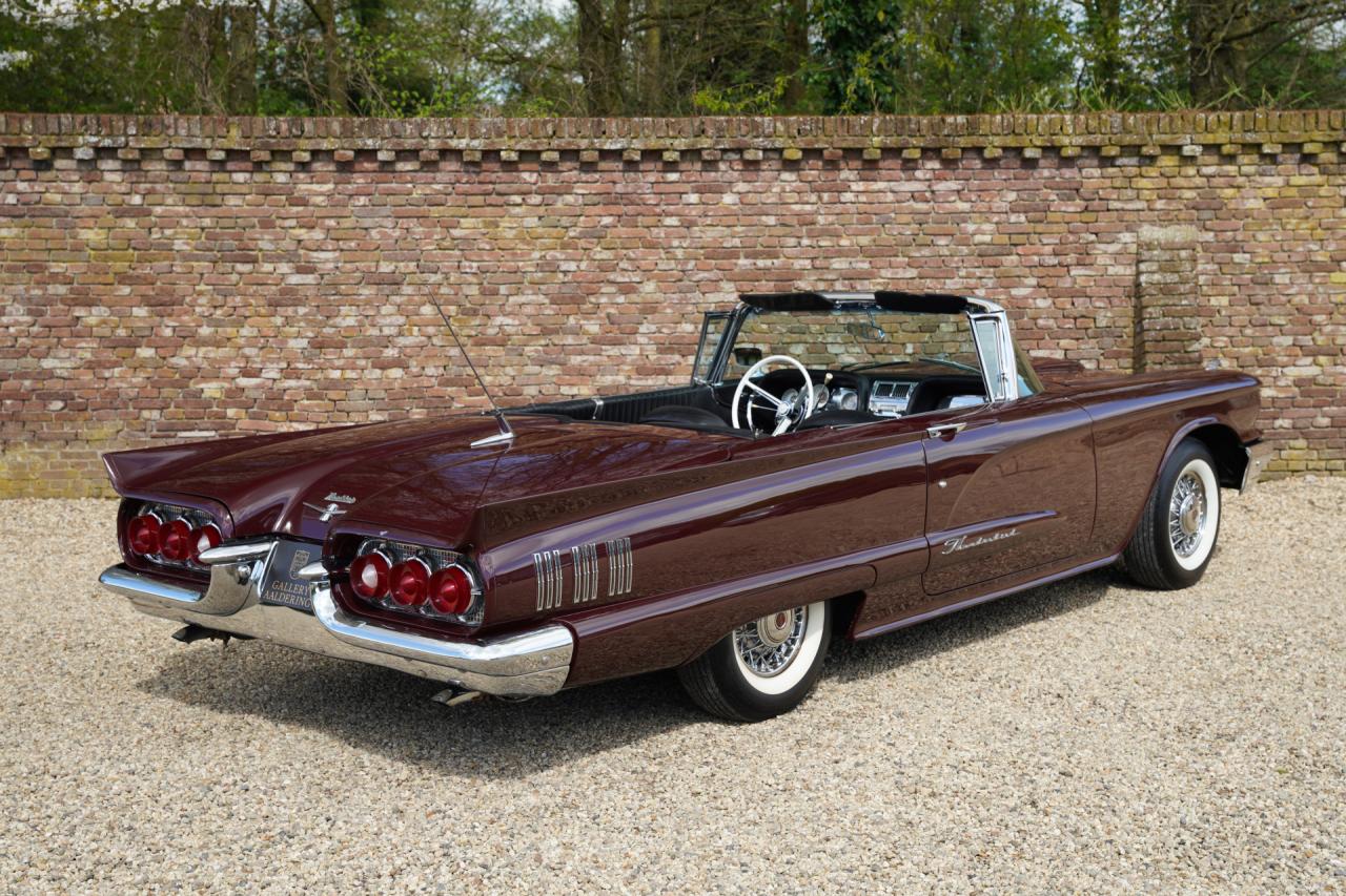 1960 Ford Thunderbird Convertible V8 352 ci