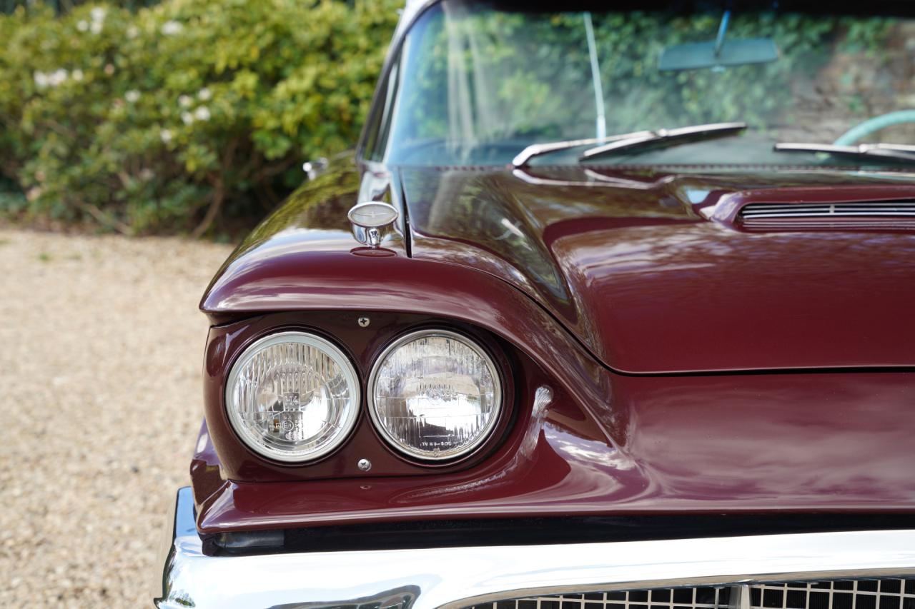 1960 Ford Thunderbird Convertible V8 352 ci