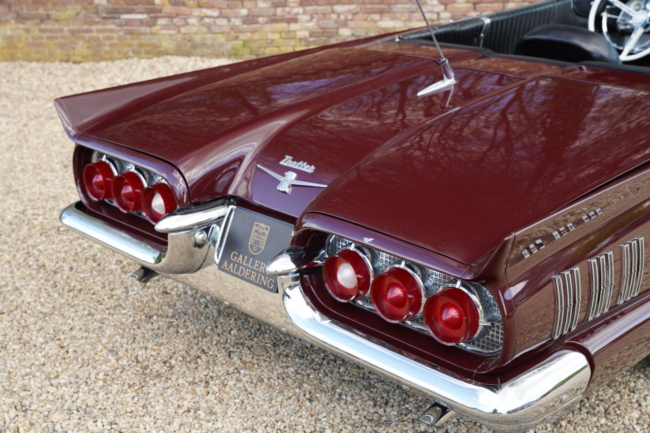 1960 Ford Thunderbird Convertible V8 352 ci