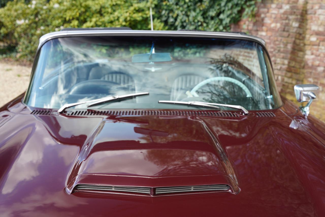 1960 Ford Thunderbird Convertible V8 352 ci