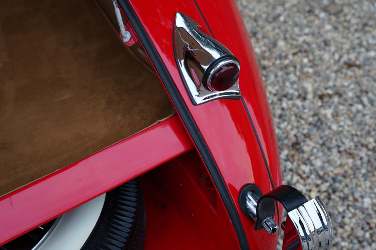 1954 Jaguar XK120 OTS Roadster