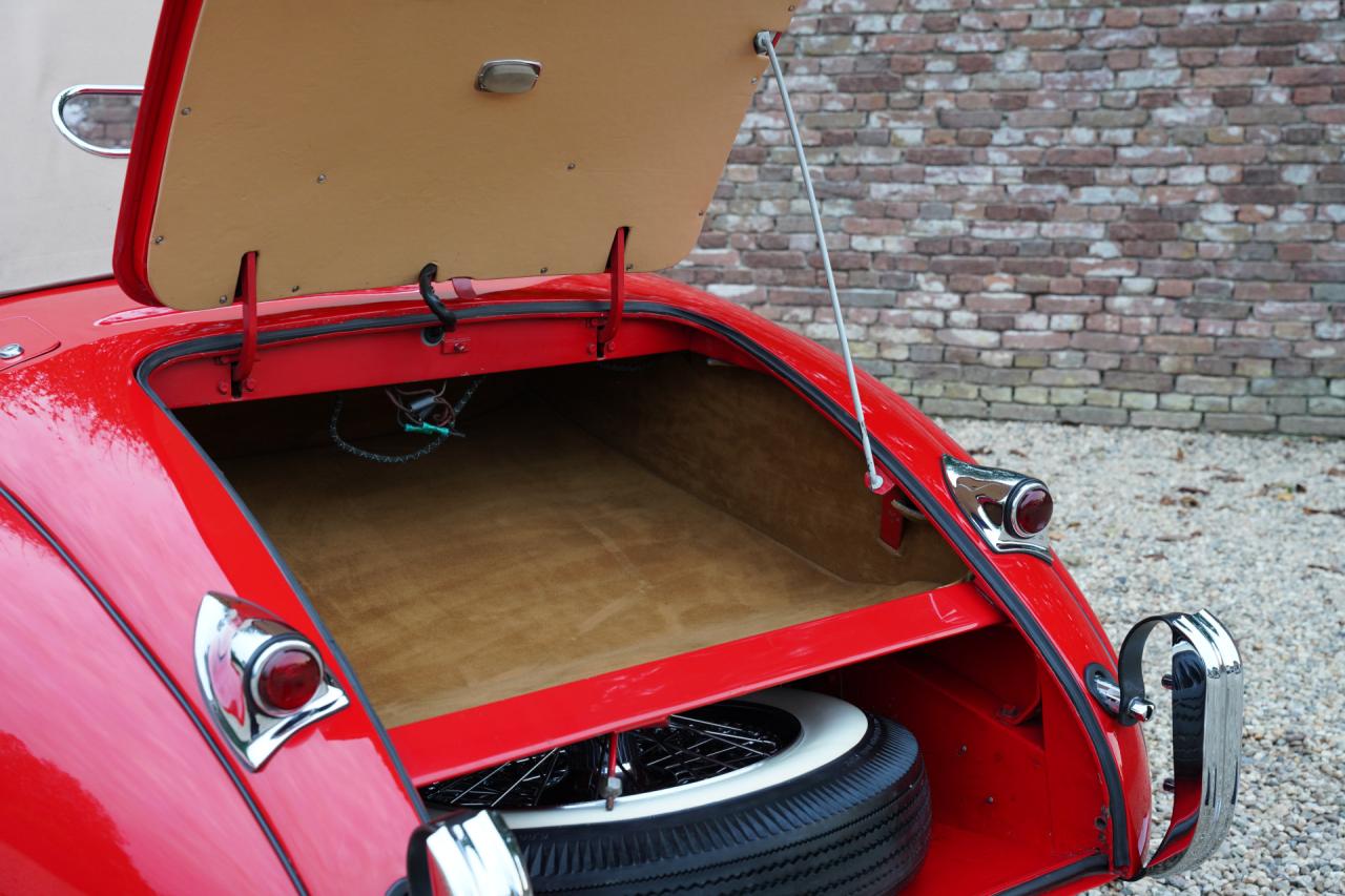 1954 Jaguar XK120 OTS Roadster
