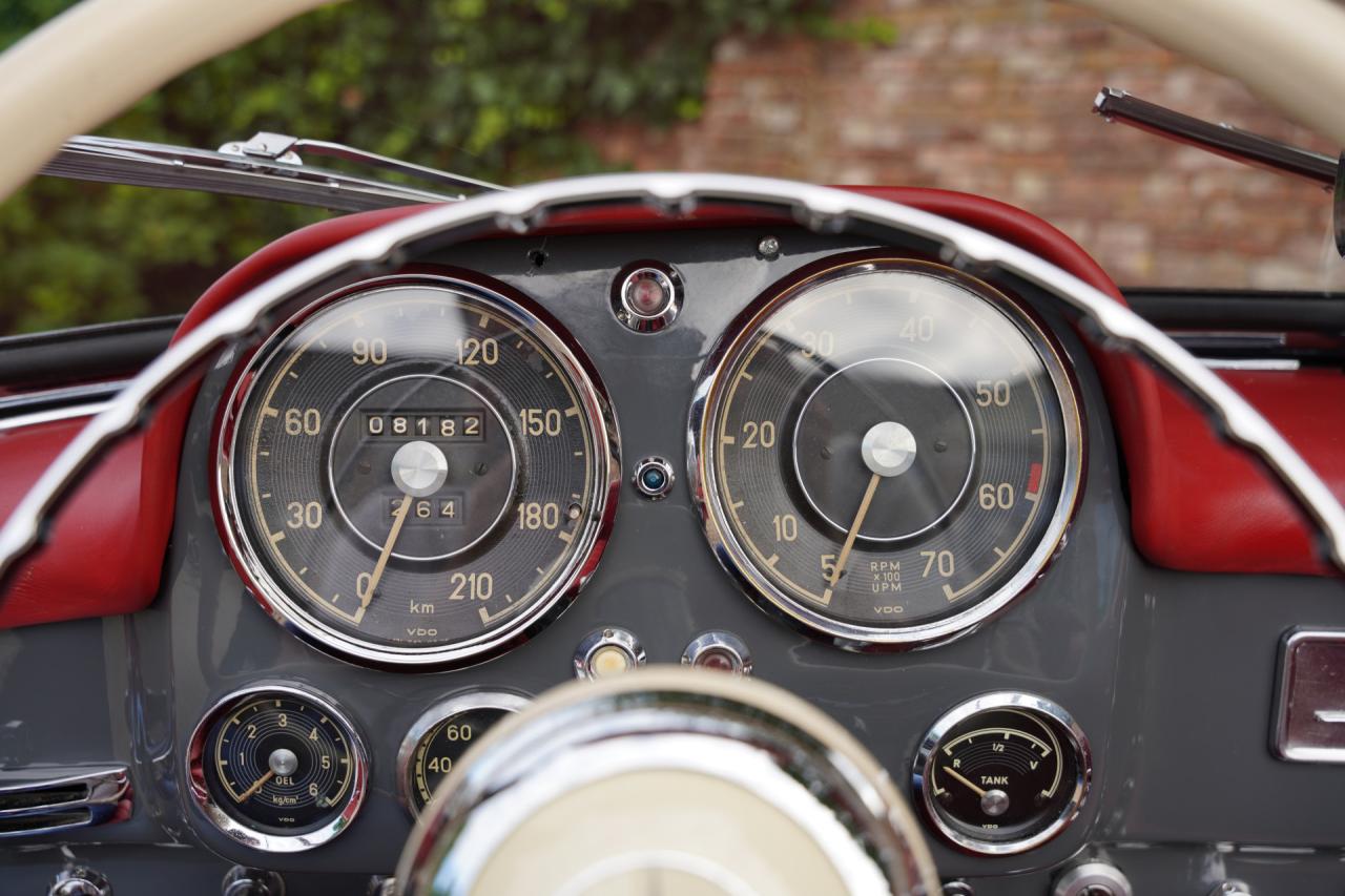 1957 Mercedes - Benz 190 SL Convertible Trade-in-car