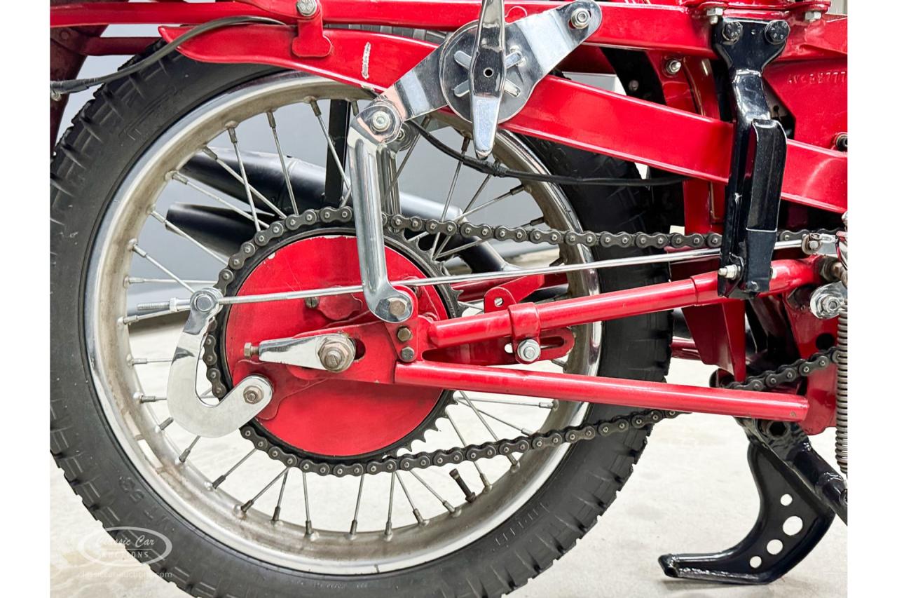 1952 Moto Guzzi Superalce Privato