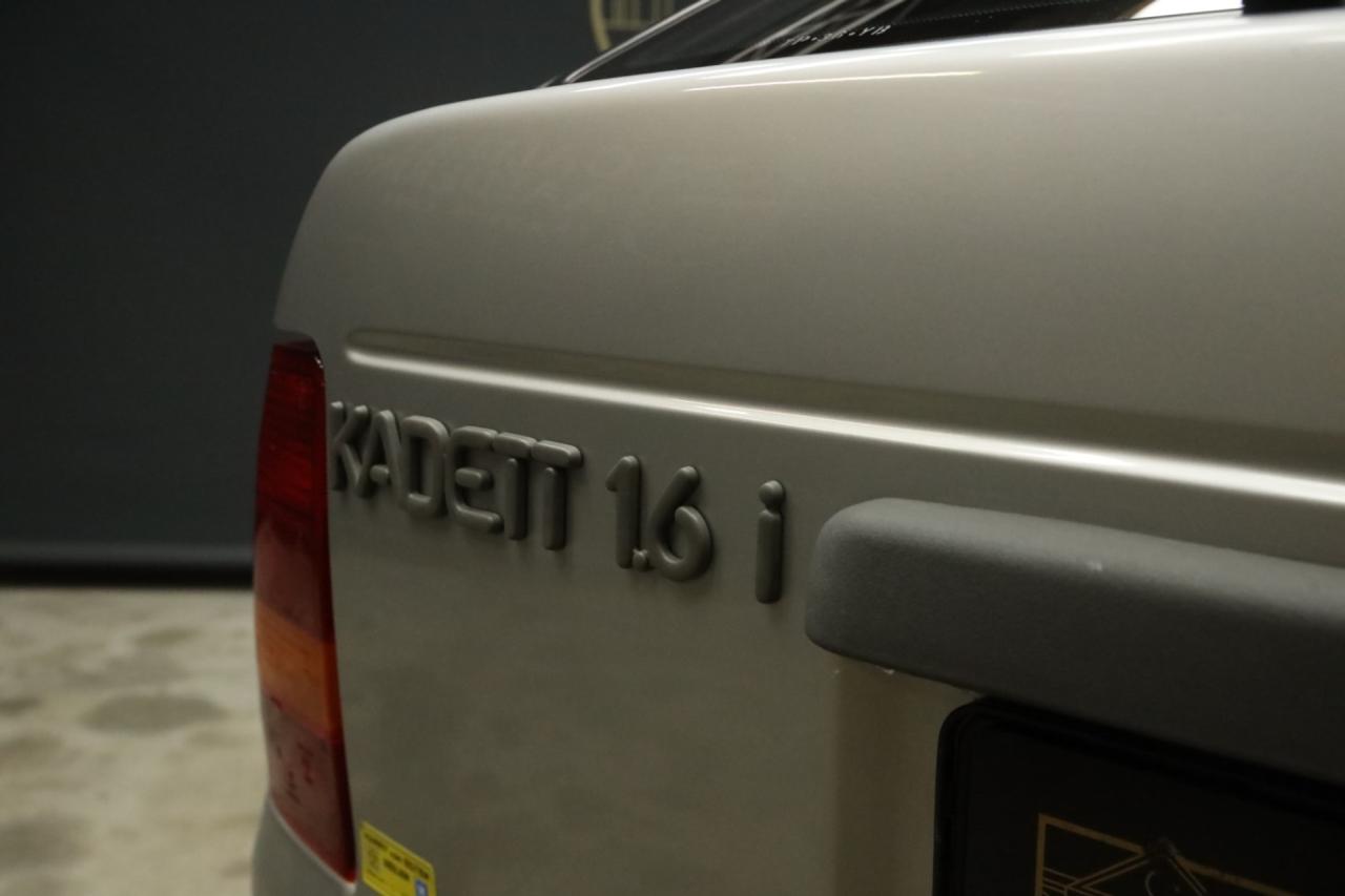 1988 Opel Kadett 1.6 GL &ldquo;36.000 kilometers&rdquo; Trade-in car