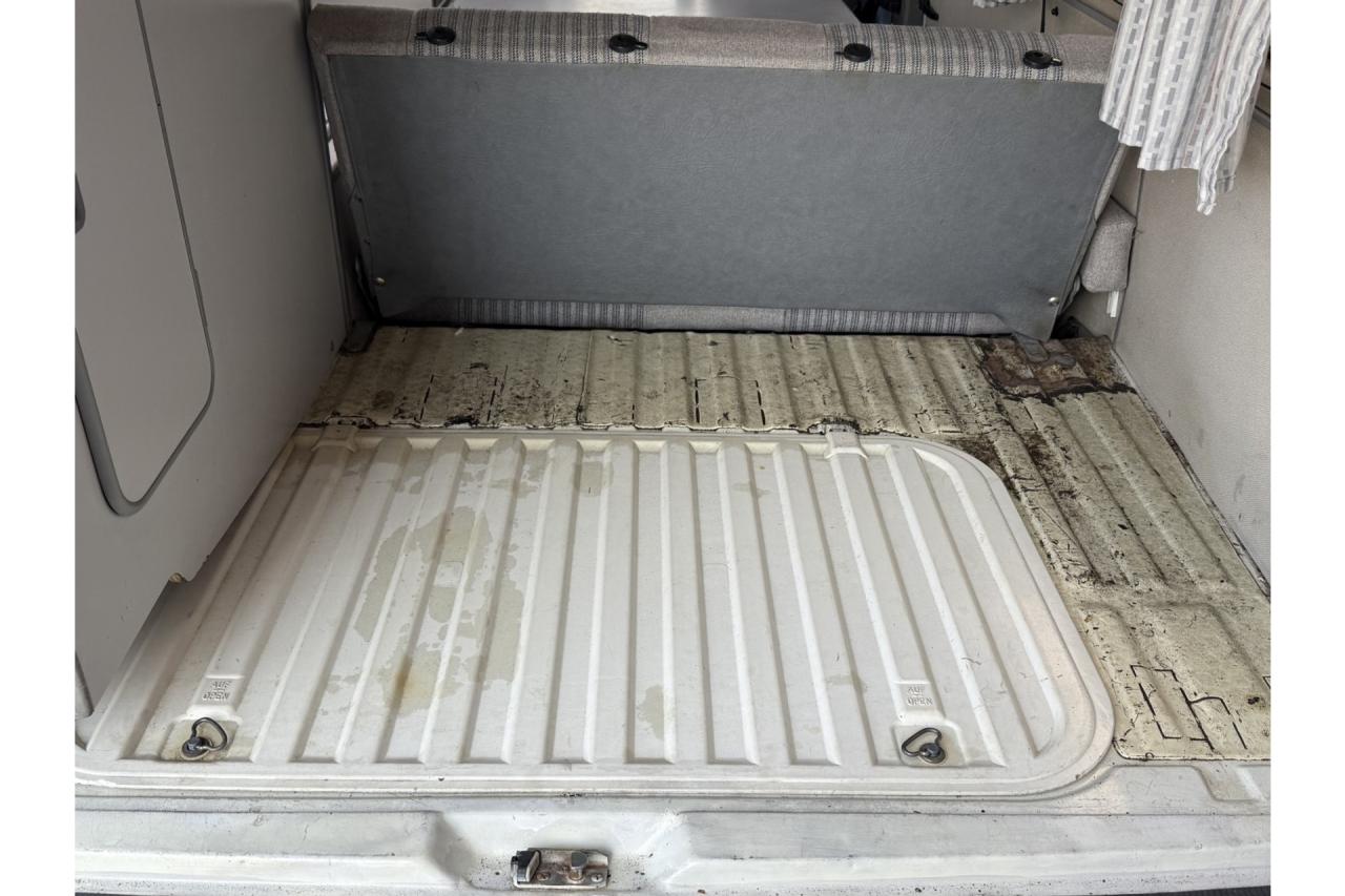 1987 Volkswagen T3 1.6 TD &ldquo;Westfalia Joker&rdquo; Trade-in car