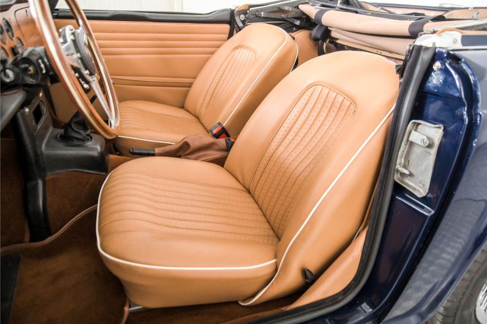 1968 Triumph TR5 TR250 overdrive spaakwielen