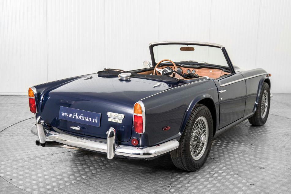 1968 Triumph TR5 TR250 overdrive spaakwielen