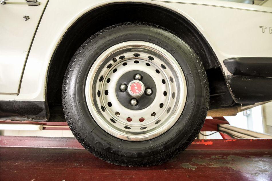 1973 Triumph TR6 overdrive hardtop / softtop