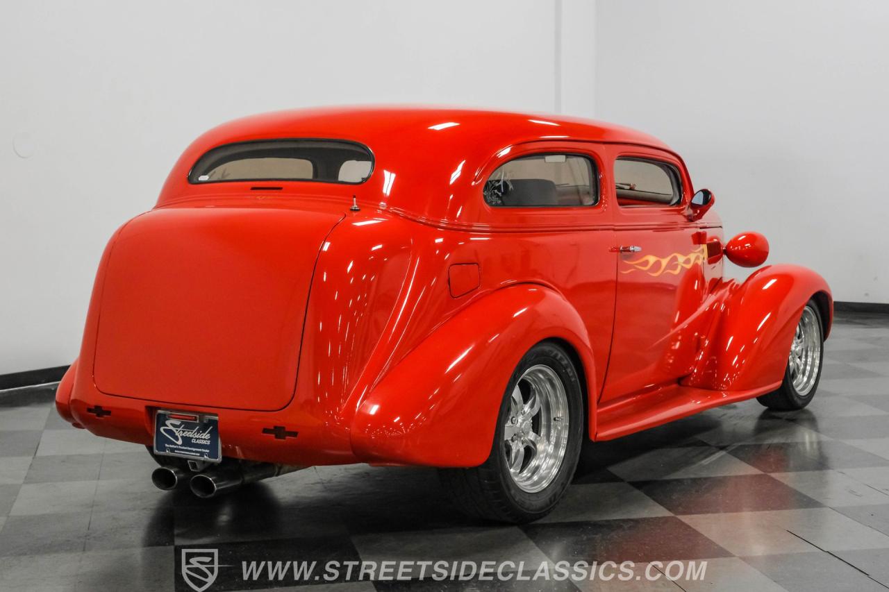 1937 Chevrolet Master Deluxe Sedan Street Rod